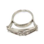 925 Sterling Silver Ring in Beautiful Design with Beautiful Zerkons